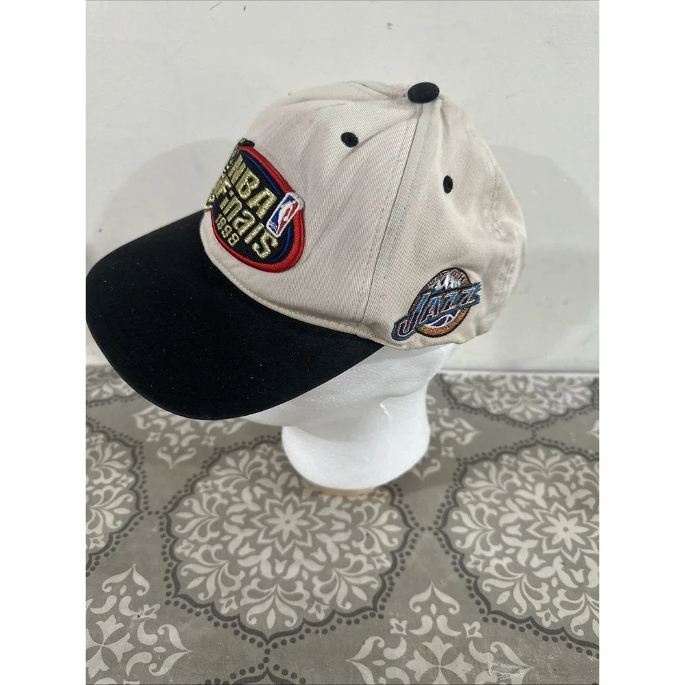 1998 NBA Finals Bulls vs Jazz Mitchell And Ness Adjustable Snapback Cap Hat